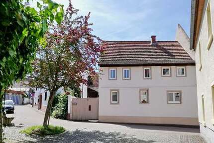 Haus zum Kaufen in Wörrstadt-Rommersheim 199.000,00 € 115.6 m²