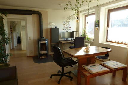 Helle 3,5-Zi.-Altbauwohnung mit Balkon, Kaminofen & unverbaubarem Weitblick in Sendling - 81377 München Sendling-Westpark