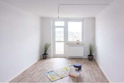 Wohnung zum Mieten in Chemnitz 407,00 € 69.93 m²