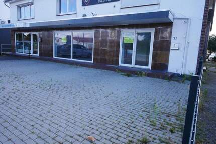 Büro- Ladenfläche in erster Reihe mit Stellplätzen vor der Tür - Neu Wulmstorf