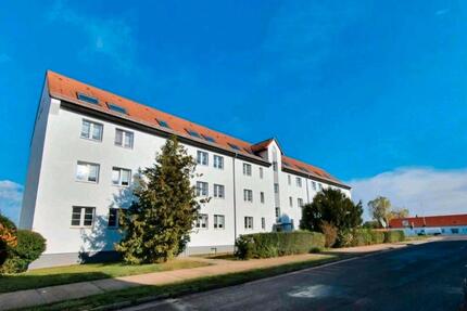3 Raum Wohnung - 745,00&nbsp;EUR Kaltmiete, ca.&nbsp; 83,75&nbsp;m&sup2; in Dessau-Roßlau (PLZ: 06842)