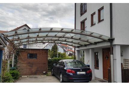 Reiheneckhaus mit Garten, Kamin & Carport (2 Stellplätze) - Holzgerlingen