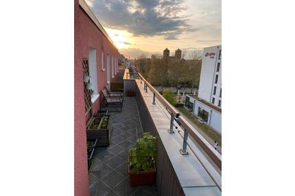 Schöne, helle 3-Zimmer-Wohnung mit Balkon, Terrasse & Garage - Kaiserslautern Betzenberg