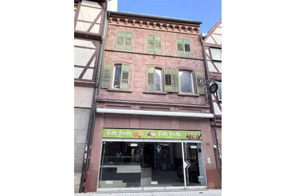 Wohnhaus mit Gewerbeeinheit und Potenzial für Wohnraumausbau - Tauberbischofsheim