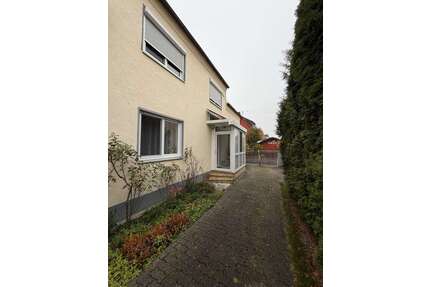 Haus zum Kaufen in Augsburg 555.000,00 € 126 m²