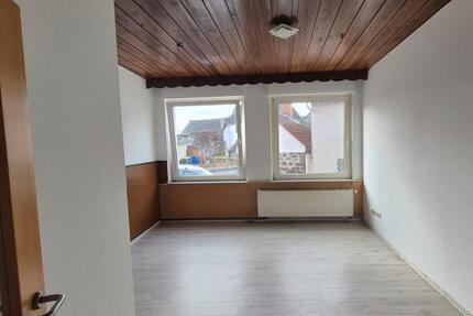 Rabenau 4 Zimmerwohnung - 900,00&nbsp;EUR Kaltmiete, ca.&nbsp; 90,00&nbsp;m&sup2; in Rabenau (PLZ: 35466)