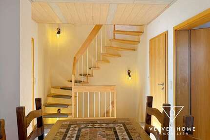 Haus zum Kaufen in Kissing 435.000,00 € 142.96 m²