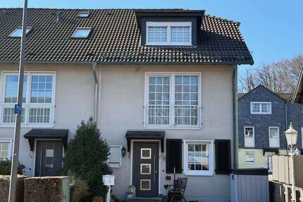 Haus zum Kaufen in Radevormwald 399.000,00 € 145 m²