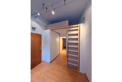 Schöne moderne renovierte Single Wohnung - Saarbrücken Dudweiler