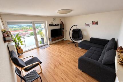 Helle 3-Zimmer-Wohnung mit Panoramablick über Fürth – möbliert