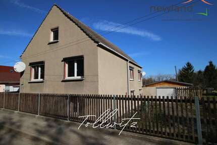 Haus zum Kaufen in Bad Dürrenberg 135.001,00 € 122.16 m²