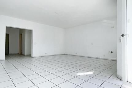 Helle, moderne 2-Zi-Wohnung mit 2 Balkons und Aufzug - Wächtersbach