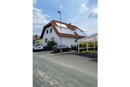 Drei-Familien-Haus in Lohra zu verkaufen.