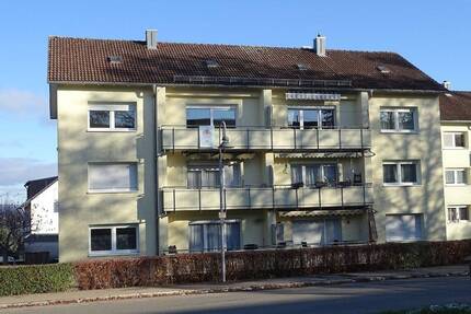 Neu renovierte 3 Zimmer Wohnung mit Balkon in Donaueschingen - sofort frei!