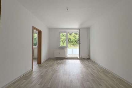 Wohnung zum Mieten in Meiningen 335,00 € 48.6 m²