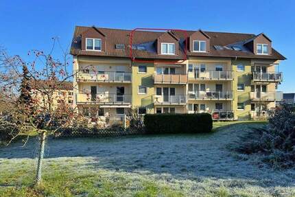 Ruhige 3-Raum-Dachgeschoss-Wohnung mit schnellem Glasfaseranschluss - Klipphausen Ullendorf