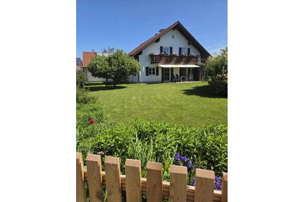 Freistehendes Landhaus in Massivbauweise - Vilgertshofen Pflugdorf