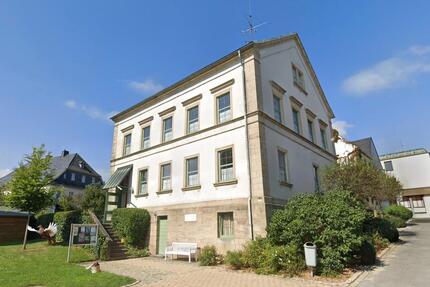 Helle 4-Zimmer-Dachgeschosswohnung im Herzen von Bad Steben