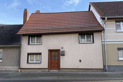 Haus zum Kaufen in Friemar 115.000,00 € 145 m²