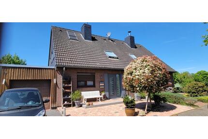 Doppelhaushälfte mit Garage - 297.000,00&nbsp;EUR Kaufpreis, ca.&nbsp; 120,00&nbsp;m&sup2; in Stuhr (PLZ: 28816)