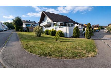 Provisionsfrei: 2-Familienhaus mit Sauna & Doppelgarage, Keltern