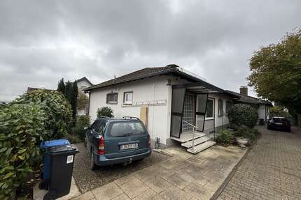 Haus zum Mieten in Hofheim am Taunus 2.500,00 € 160 m²