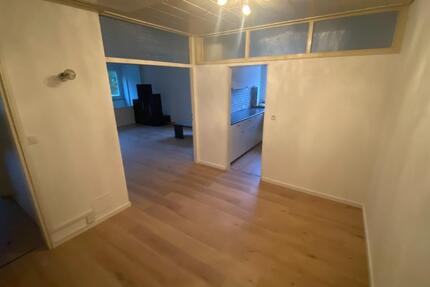 Helle 2,5-Zimmer Wohnung mit Balkon im 1.OG in Wuppertal-Ronsdorf