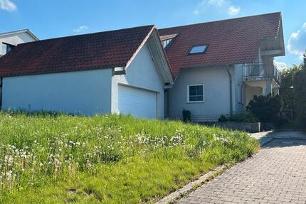 Einfamilienwohnhaus mit Doppelgarage - von Privat - Königheim