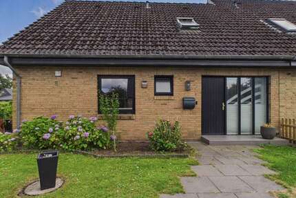 Haus zum Kaufen in Flensburg 299.000,00 € 102.89 m²