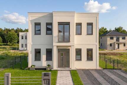 Haus zum Kaufen in Ludwigsfelde 760.000,00 € 140 m²