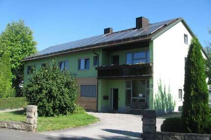 Haus zum Kaufen in Reuth bei Erbendorf 215.000,00 € 170 m²