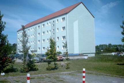 Wohnung zum Mieten in Richtenberg 400,00 € 66.3 m²