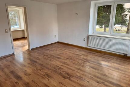 63qm EG 2-Raum-Wohnung in 09474 Crottendorf zu vermieten