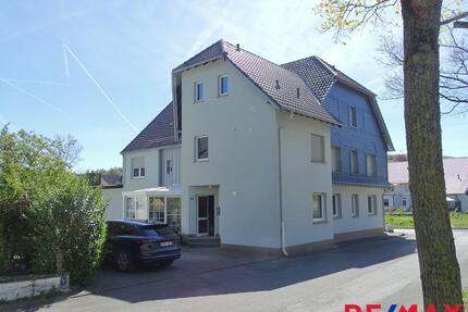 Sehr schöne Wohnung in einem prima Umfeld - Büren