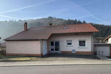 Haus zum Kaufen in Zwingenberg 329.000,00 € 231.74 m²