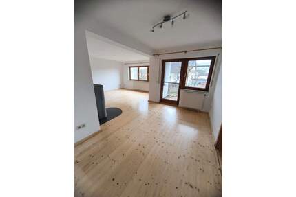 Doppelhaushälfte mit Garten in Sackgassenendlage - Balgheim