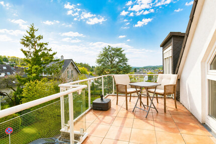 Elegante 3 - 4 Zi Maisonette mit Galerie mitten in Königstein - Königstein im Taunus