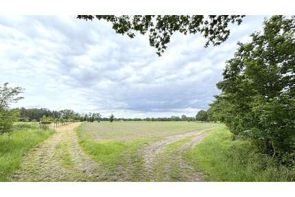 Grundstück in Westerstede 70.000,00 € 13568 m²