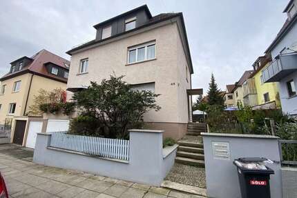 Haus zum Kaufen in Stuttgart 685.000,00 € 189.4 m²