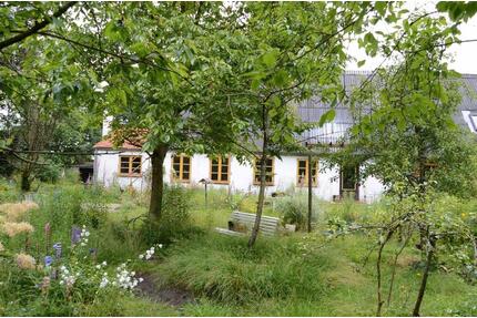 Ländliches Anwesen mit Wohnkomplex aus zwei Häusern zu verkaufen - Jörl