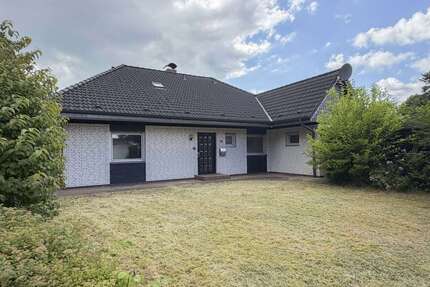 Haus zum Kaufen in Osterrönfeld 249.000,00 € 117.65 m²