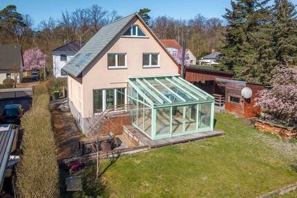 KENSINGTON - Exklusiv -(T)Raum für Familien - Teich, Sauna, Wintergarten, Kamin, Terrasse - Falkensee