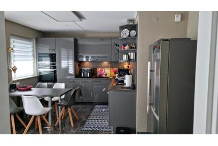 Moderne, renovierte 2 Zimmer Wohnung Pfingstweide. Provisionsfrei - Ludwigshafen am Rhein Edigheim