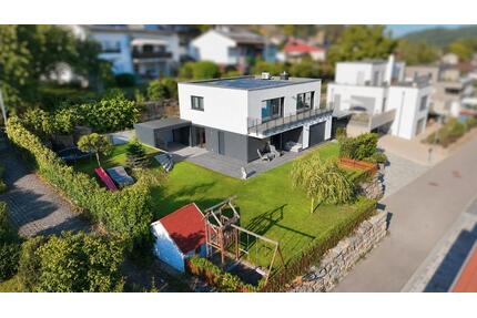 Modernes Familienhaus mit Aussicht – Kita, Schule & Einkauf - Untermünkheim
