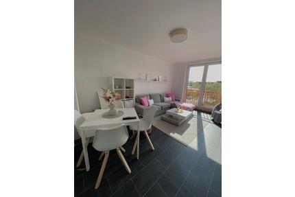 Helle 3-Raumwohnung in der Südstadt Neubrandenburg - WG- geeignet