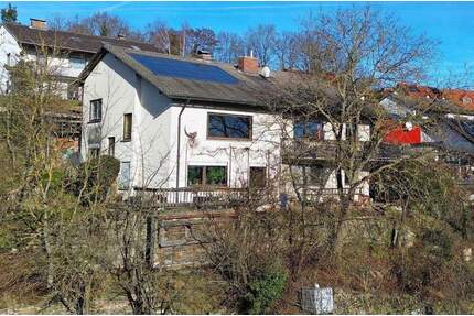 Charmantes, großzügiges und lichtdurchflutetes Traumhaus mit imposanten Weitblick und Einliegerwohnung - Ebelsbach