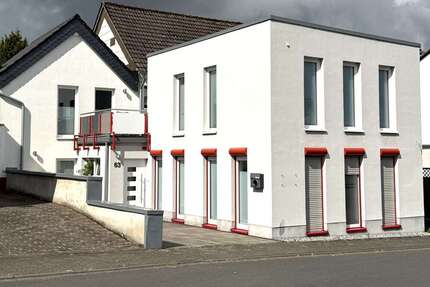 Haus zum Kaufen in Königswinter 349.000,00 € 125 m²