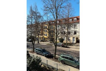 Helle 2-Zimmer-Wohnung (43 m²) im 1. OG mit neuer Einbauküche - Magdeburg Leipziger Straße