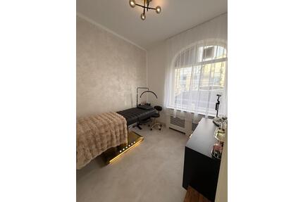 Tages Miete Behandlung Raum - 80,00&nbsp;EUR Kaltmiete, ca.&nbsp; 10,00&nbsp;m&sup2; in Straubing (PLZ: 94315)