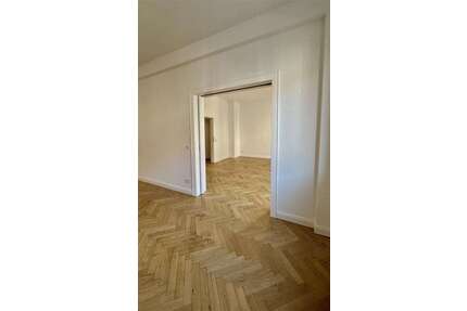 Wohnung zum Mieten in Hannover-List 1.404,00 € 108 m²